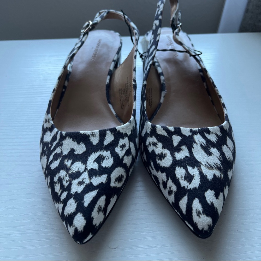 Banana Republic Black and White Animal-Print Pointed Slingback Flats